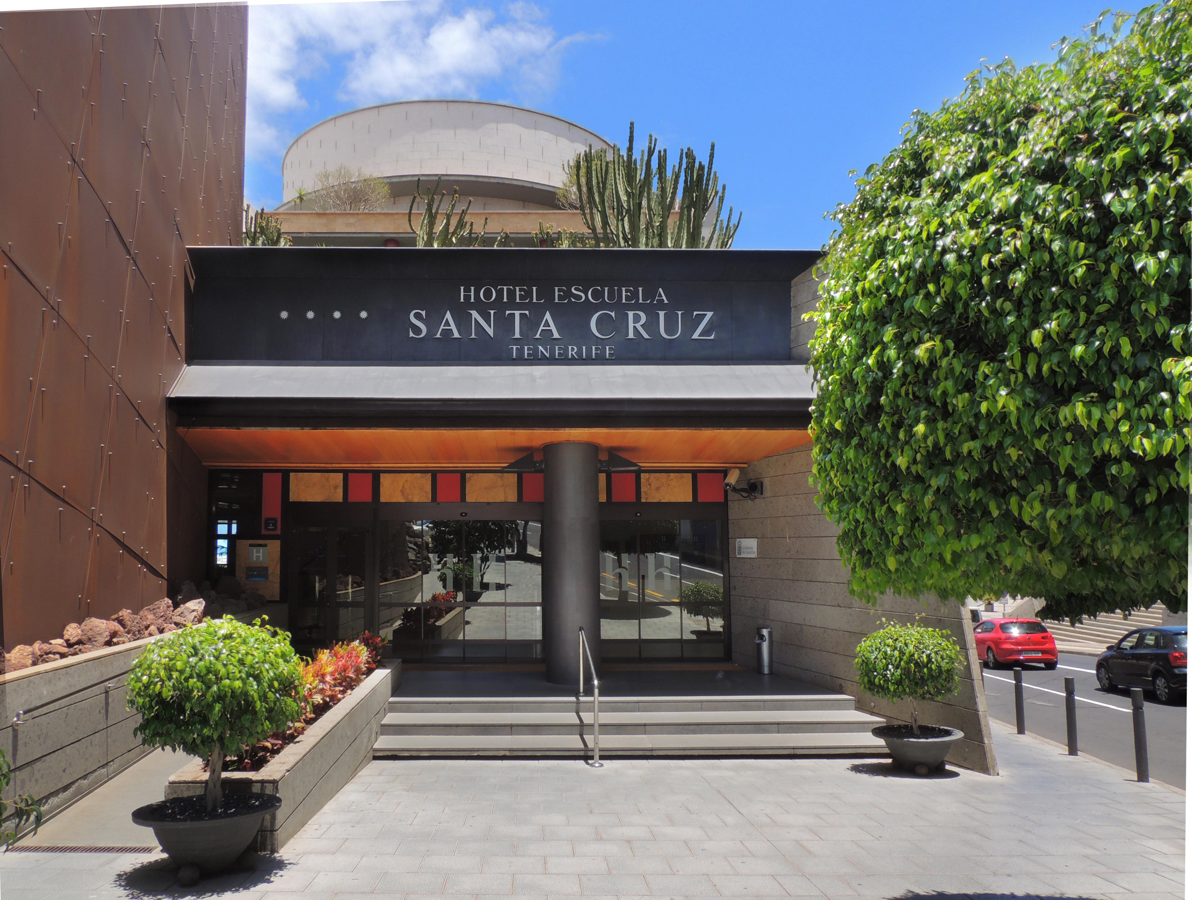 Escuela Cruz Hotel 4*